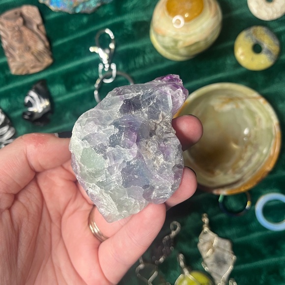 Big Raw Fluorite Piece - Picture 1 of 6